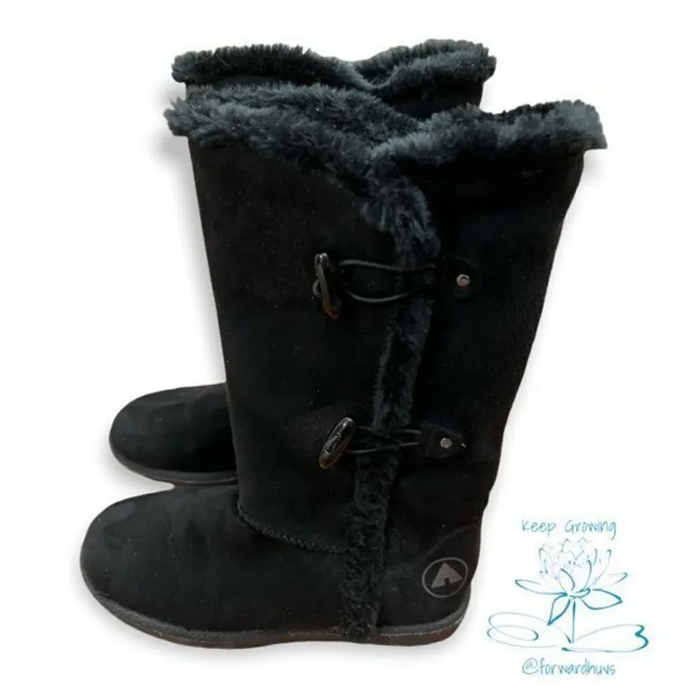 Black Airwalk Boots Size 5.5